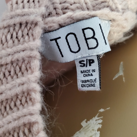 Tobi sweatshirt off shoulder with lace up sleeves - Picture 3 of 3